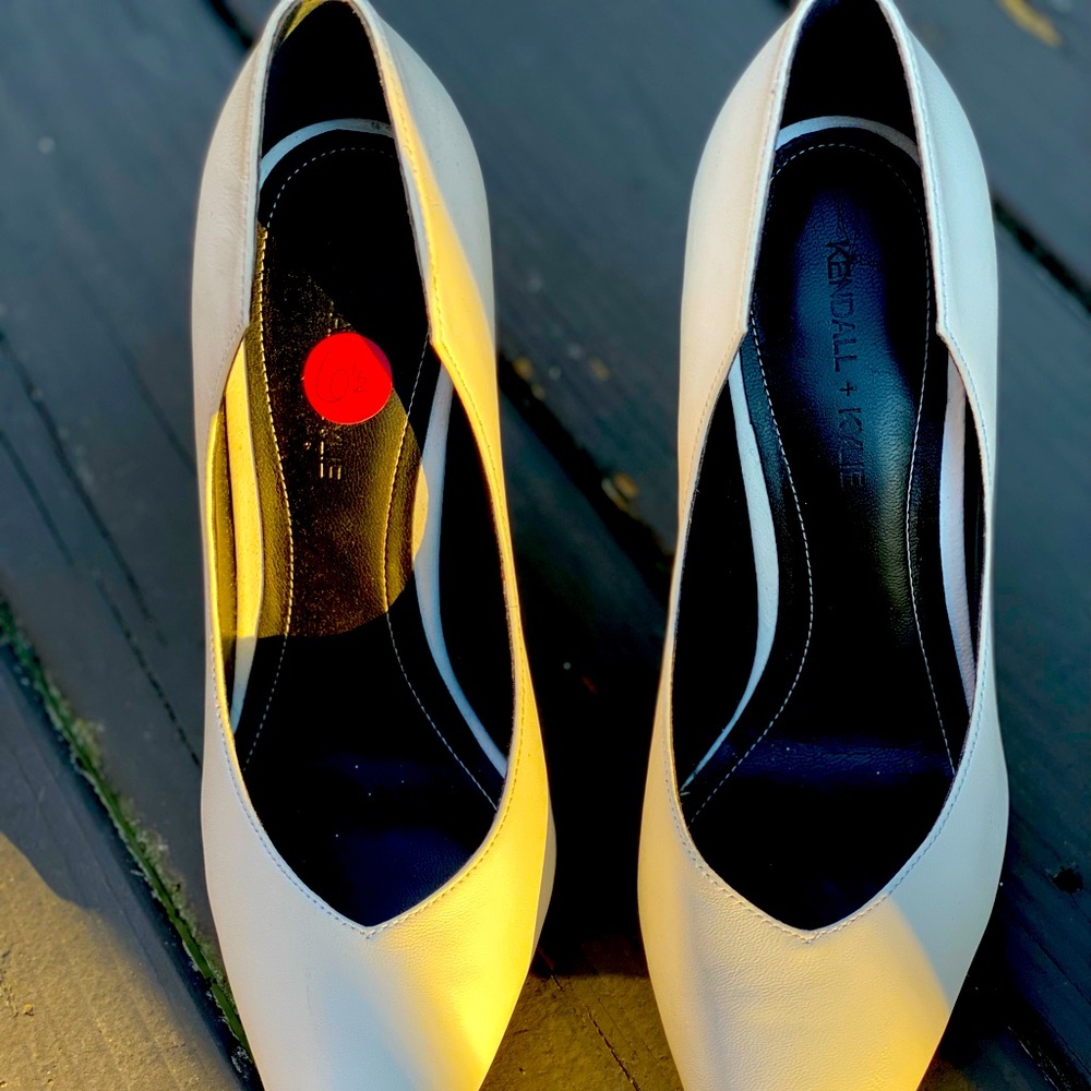 Kendal&Kyle White heels